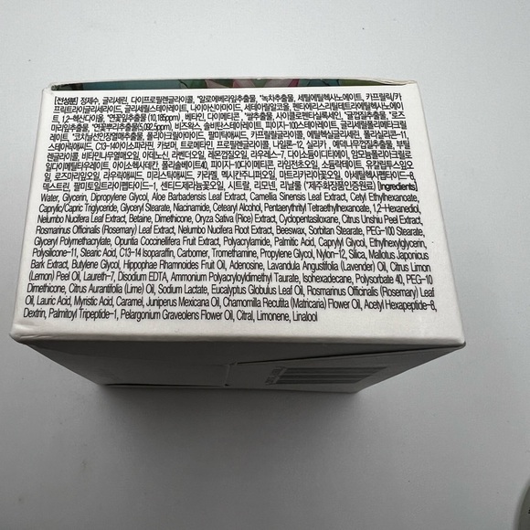 New The Pure Lotus Korean Jeju Lotus Leaf Revitalizing Cream 50 ml - Picture 3 of 4